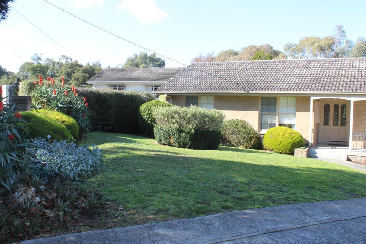 Australian Home Away @ Doncaster Grange Park Melbourne Bagian luar foto